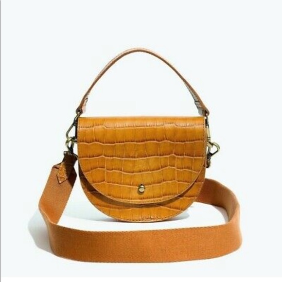 Madewell Handbags - Madewell Richmond Saddle Bag Crocodile Embossed Leather